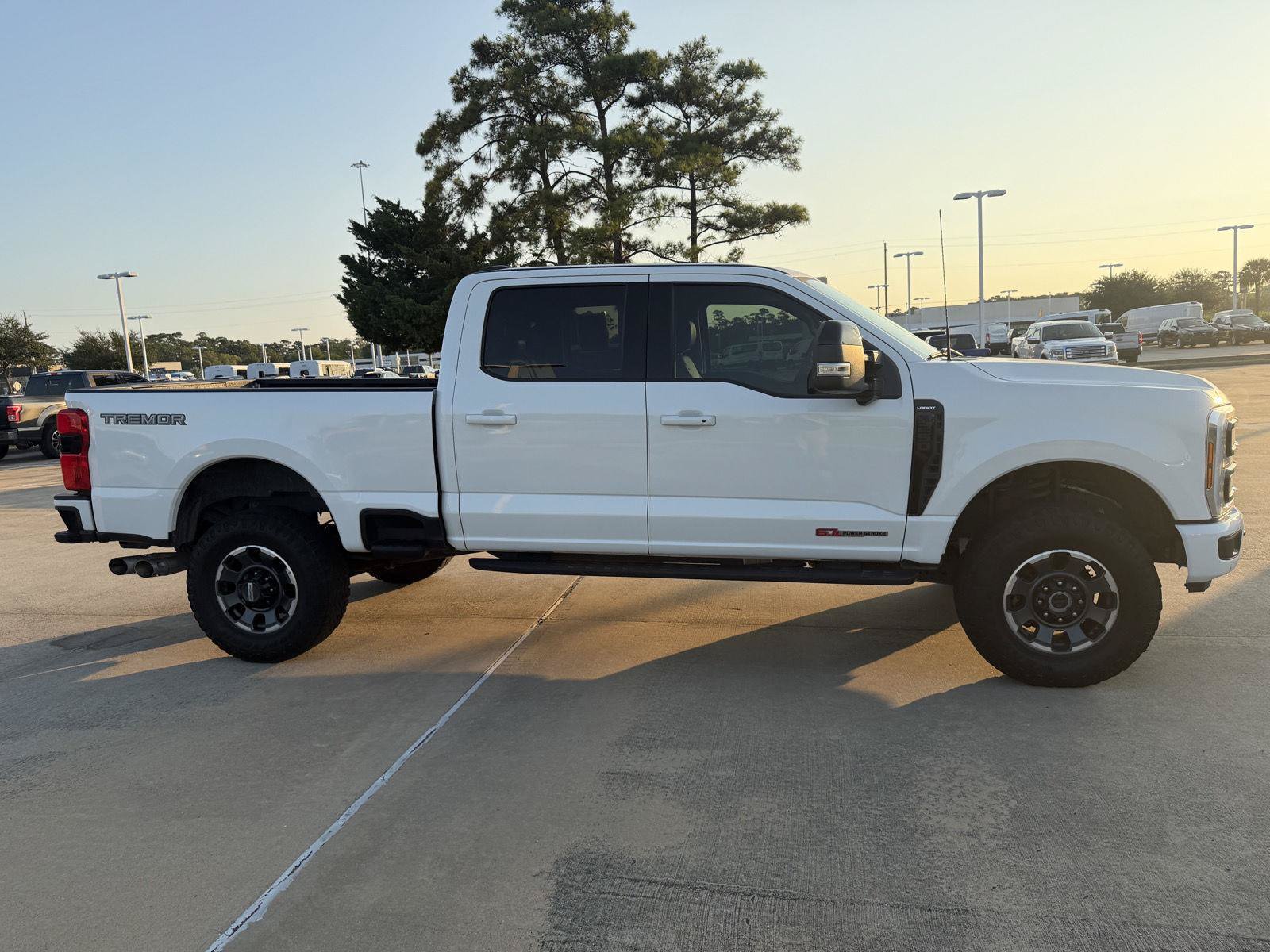 Certified 2024 Ford F250 Lariat w/ Lariat Ultimate Package AWD/4WD image 7