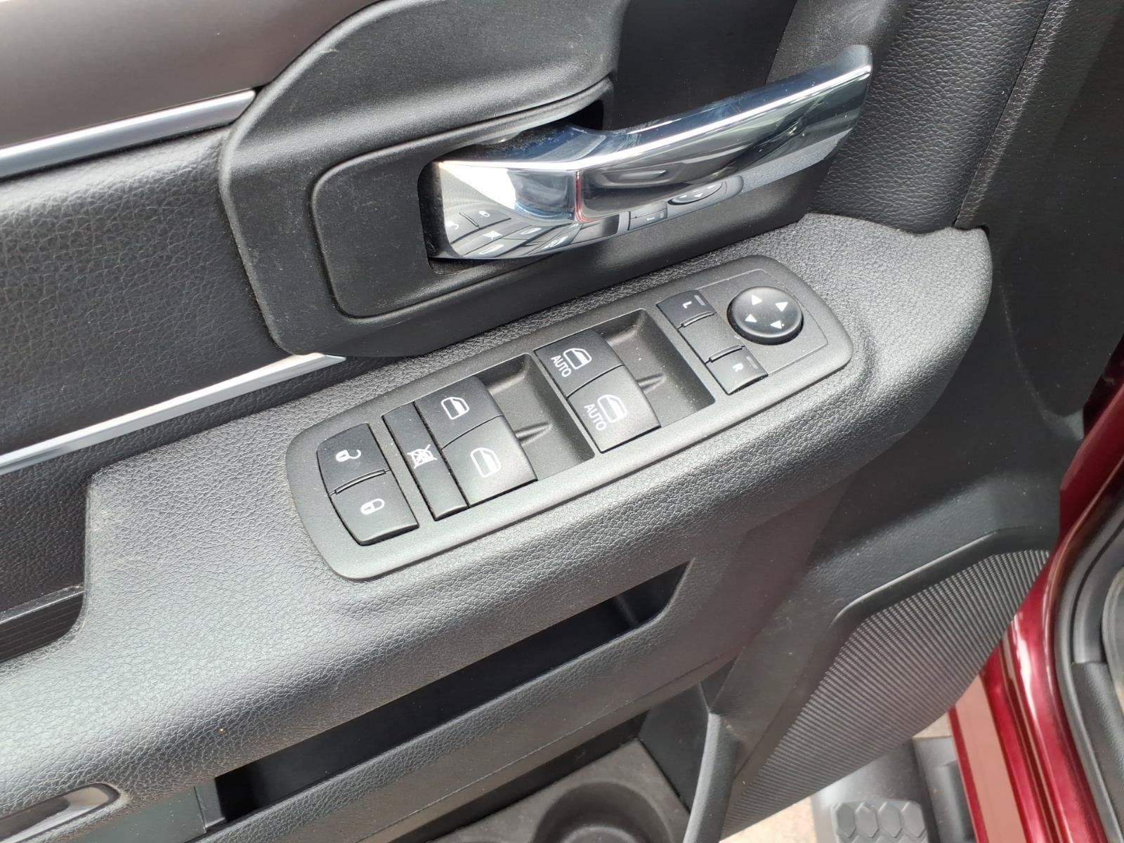 Used 2022 RAM 1500 Classic Warlock AWD/4WD image 16