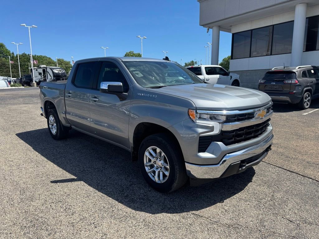 Used 2024 Chevrolet Silverado 1500 LT AWD/4WD image 1