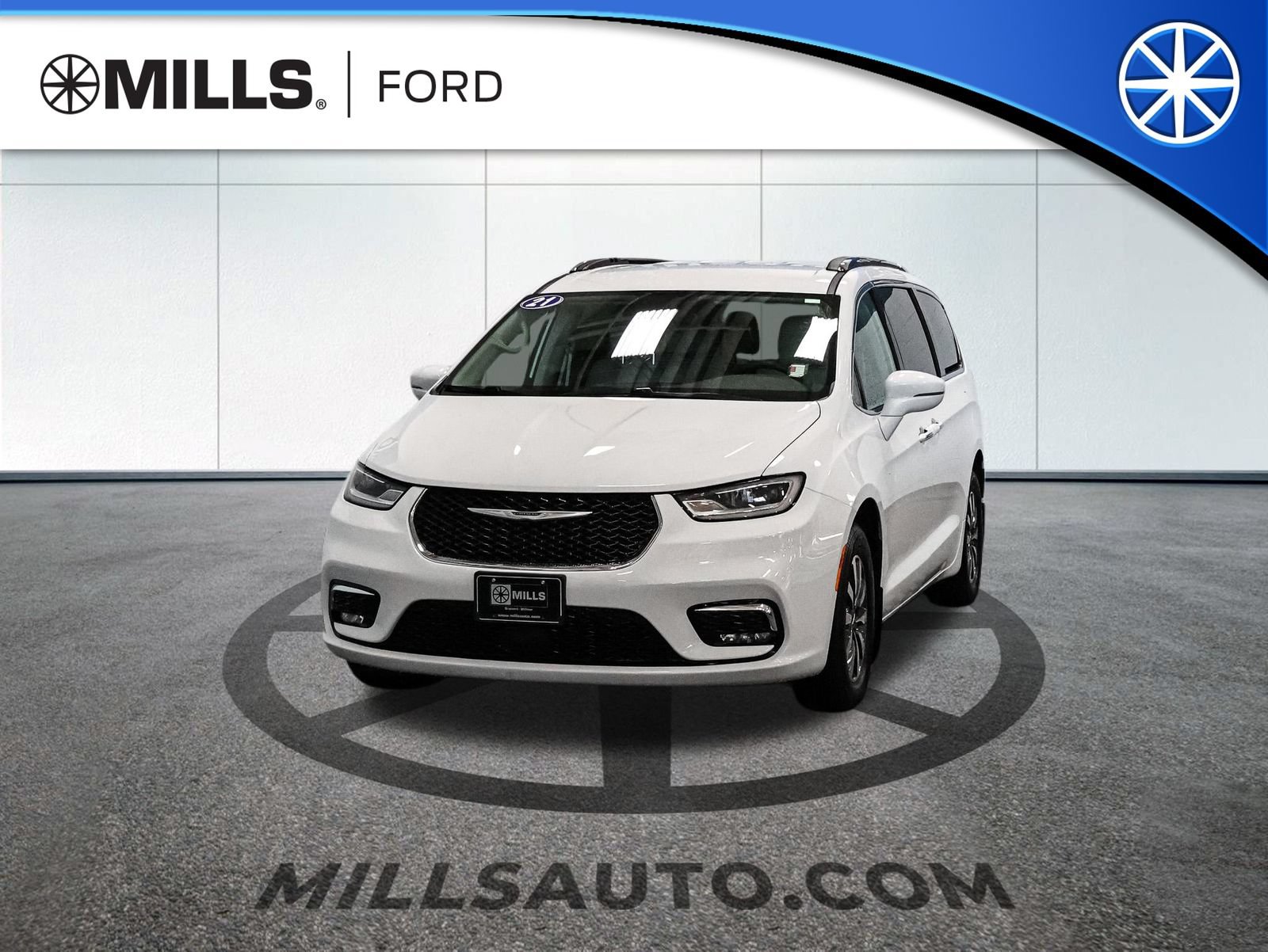 Used 2021 Chrysler Pacifica Touring-L