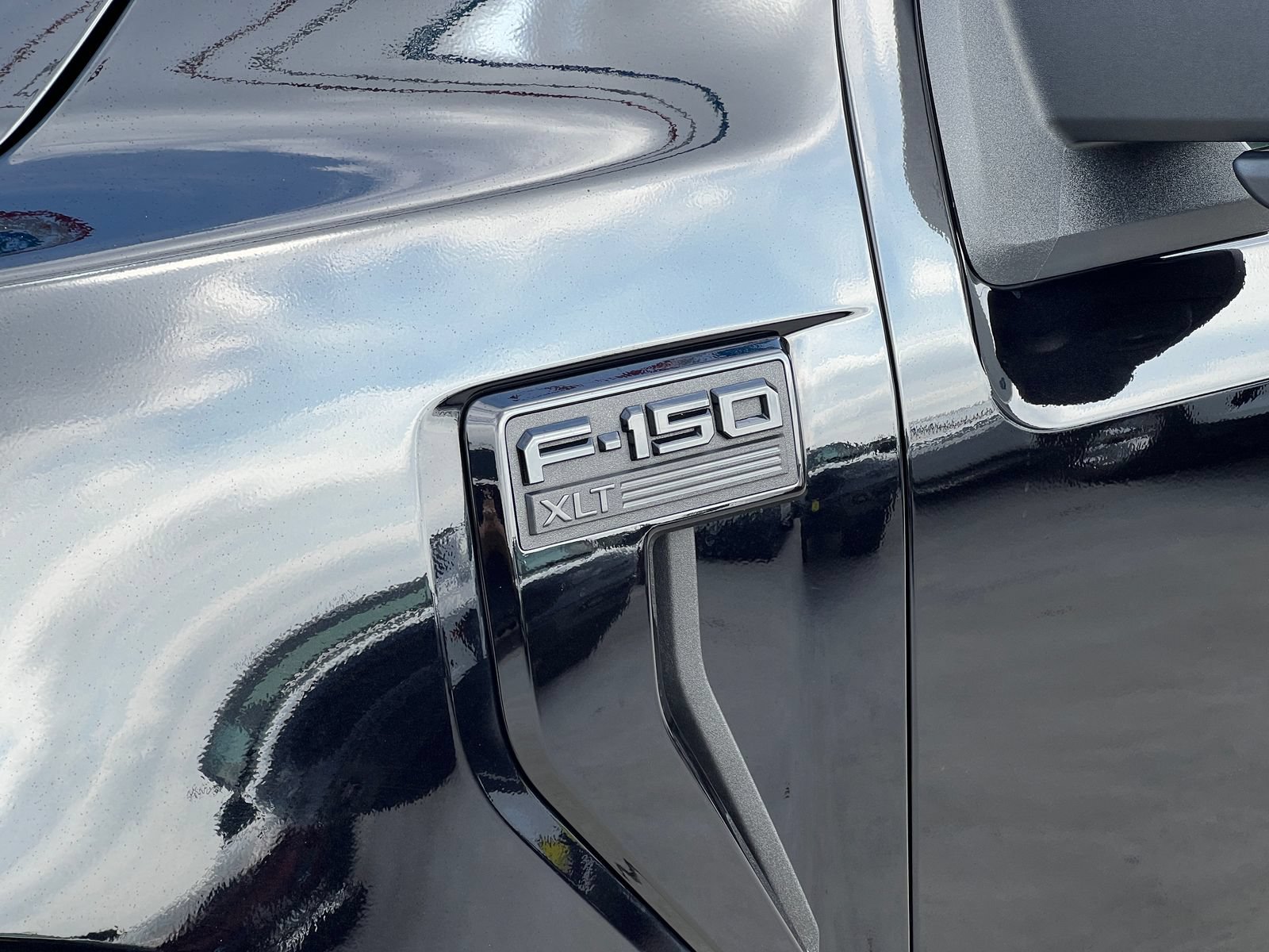 Certified 2025 Ford F150 XLT w/ Equipment Group 303A High AWD/4WD image 10