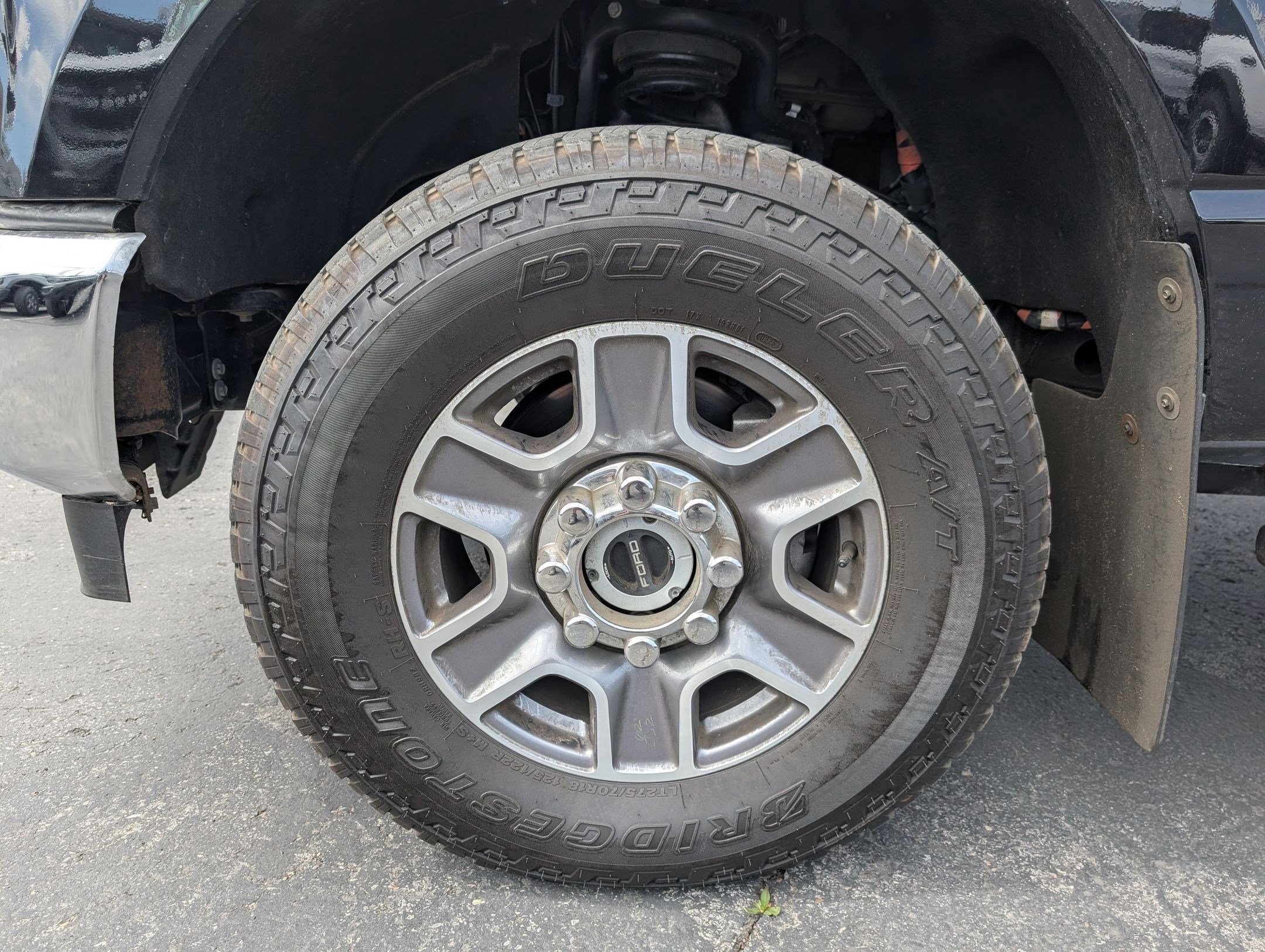 Certified 2025 Ford F350 Lariat AWD/4WD image 15