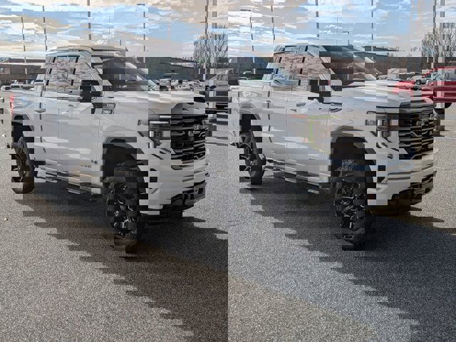 Used 2022 GMC Sierra 1500 AT4 w/ AT4 Preferred Package