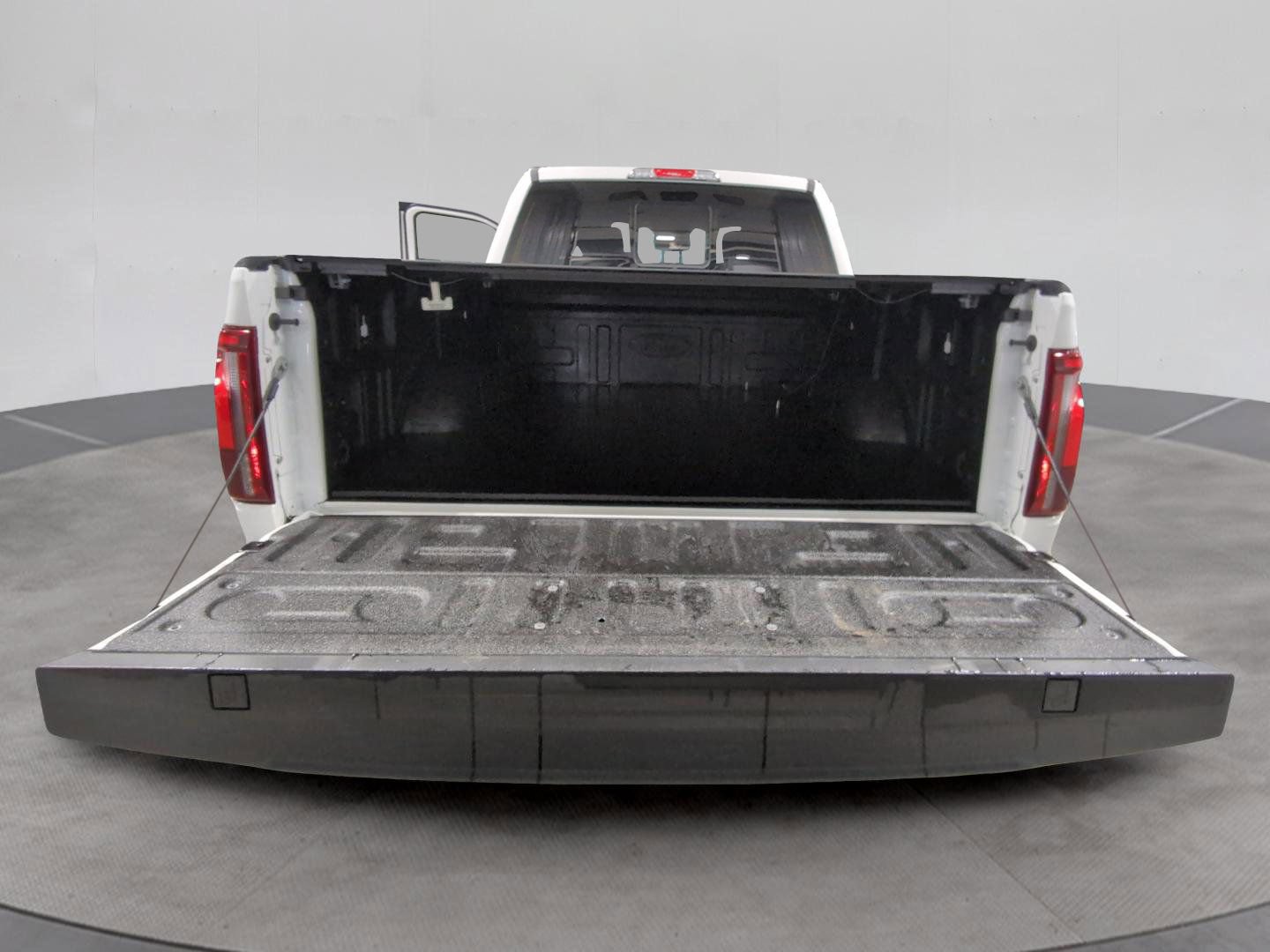 Certified 2024 Ford F150 Lariat w/ Equipment Group 502A High AWD/4WD image 27