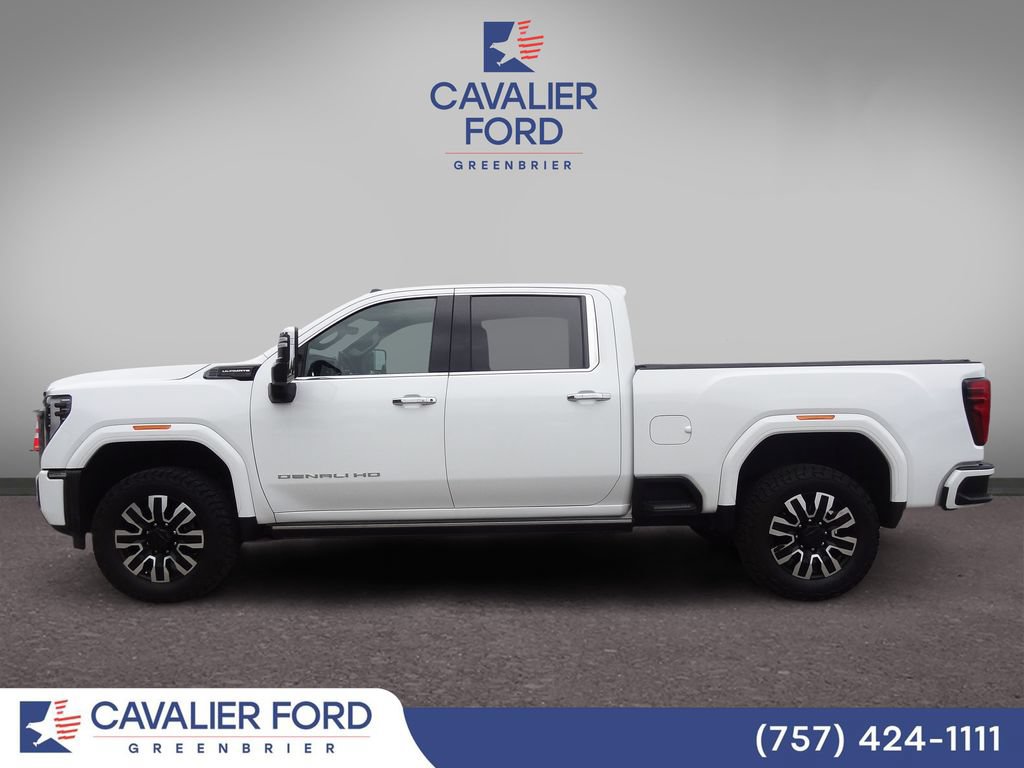 Used 2024 GMC Sierra 2500 Denali Ultimate w/ Max Trailering Package AWD/4WD image 4