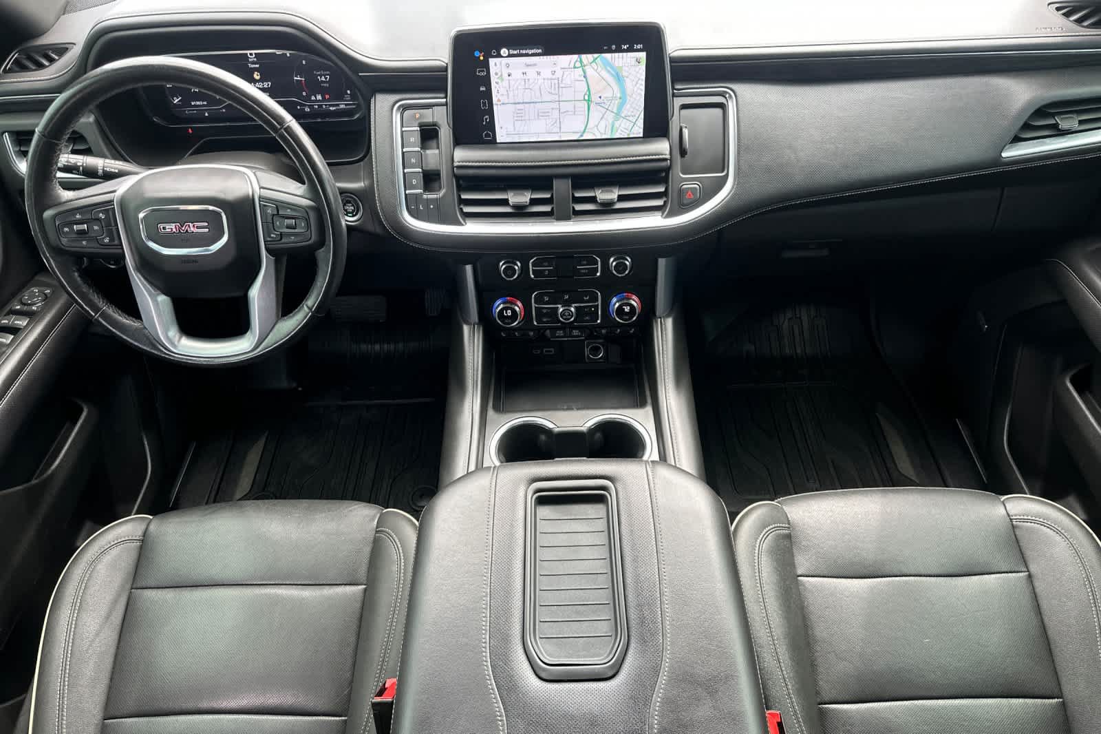 Used 2022 GMC Yukon XL SLT w/ SLT Premium Package AWD/4WD image 3