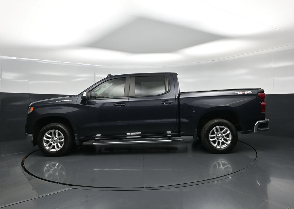 Used 2023 Chevrolet Silverado 1500 LT AWD/4WD image 24