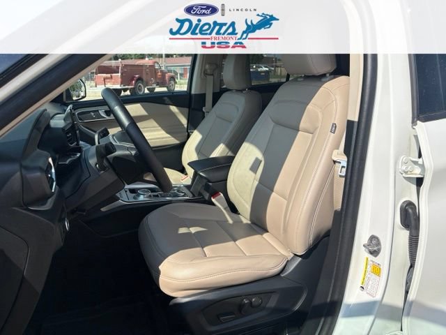 Certified 2024 Ford Explorer XLT w/ Equipment Group 202A AWD/4WD image 15