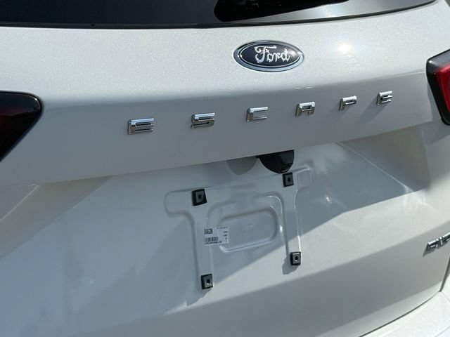 Certified 2024 Ford Escape ST-Line Elite AWD/4WD image 30