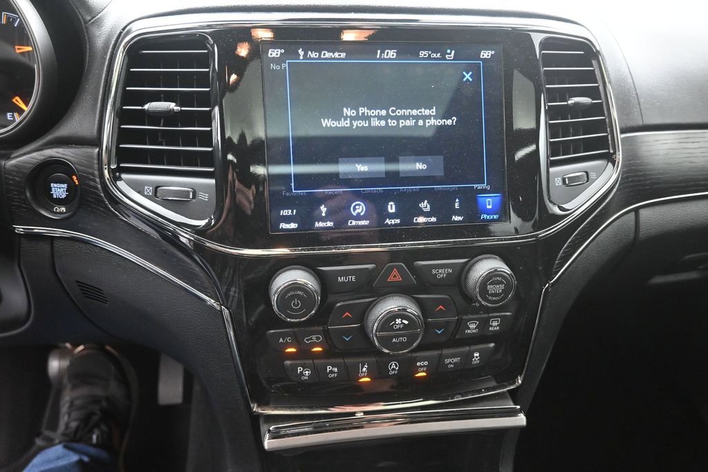 Used 2019 Jeep Grand Cherokee High Altitude RWD image 9