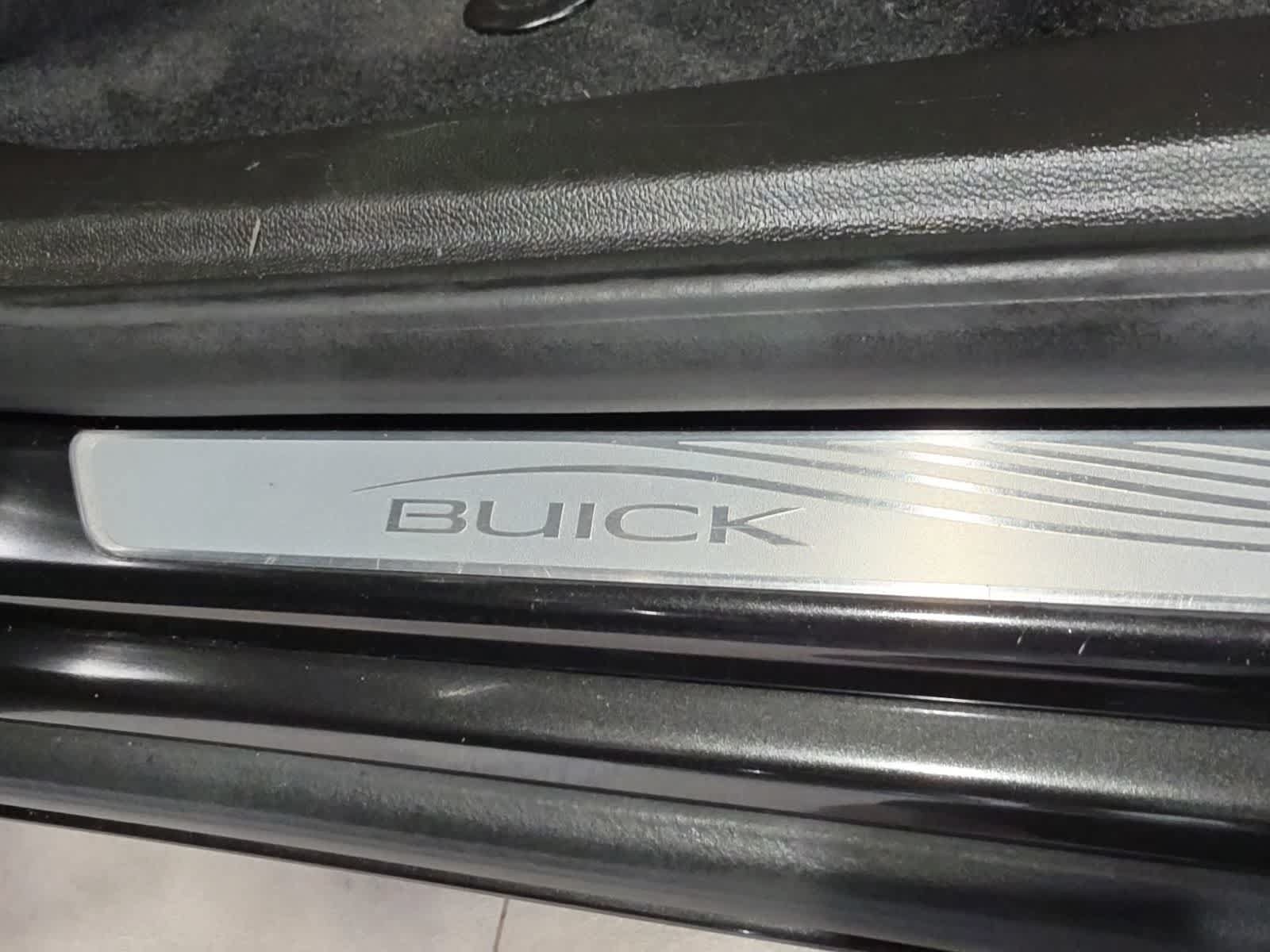 Used 2023 Buick Enclave Essence w/ Sport Touring Edition FWD image 16