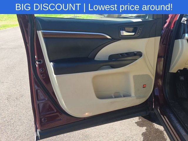 Used 2018 Toyota Highlander Limited FWD image 28