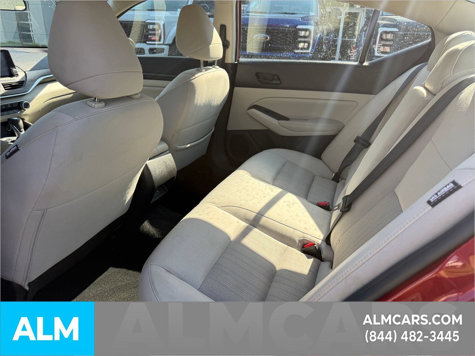 Used 2025 Nissan Altima 2.5 SV FWD image 10