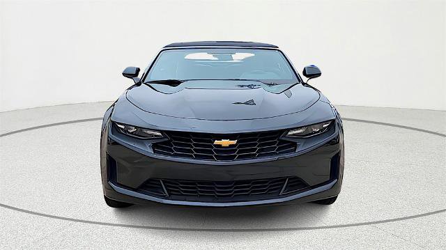 Used 2023 Chevrolet Camaro LT image 2