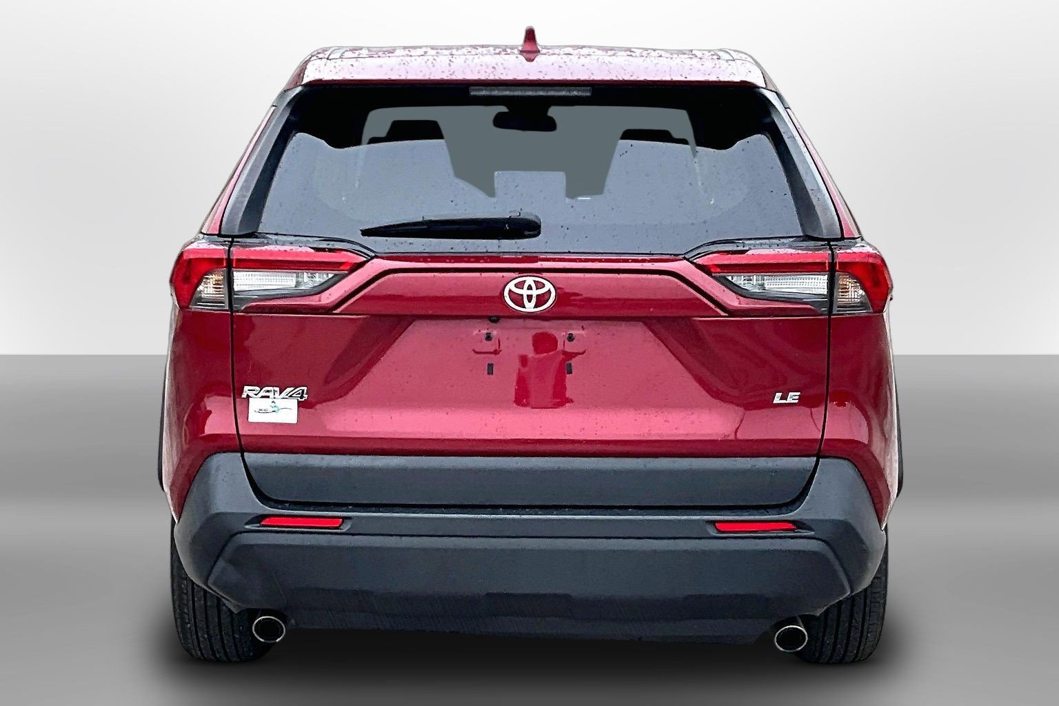 Used 2023 Toyota RAV4 LE FWD image 4