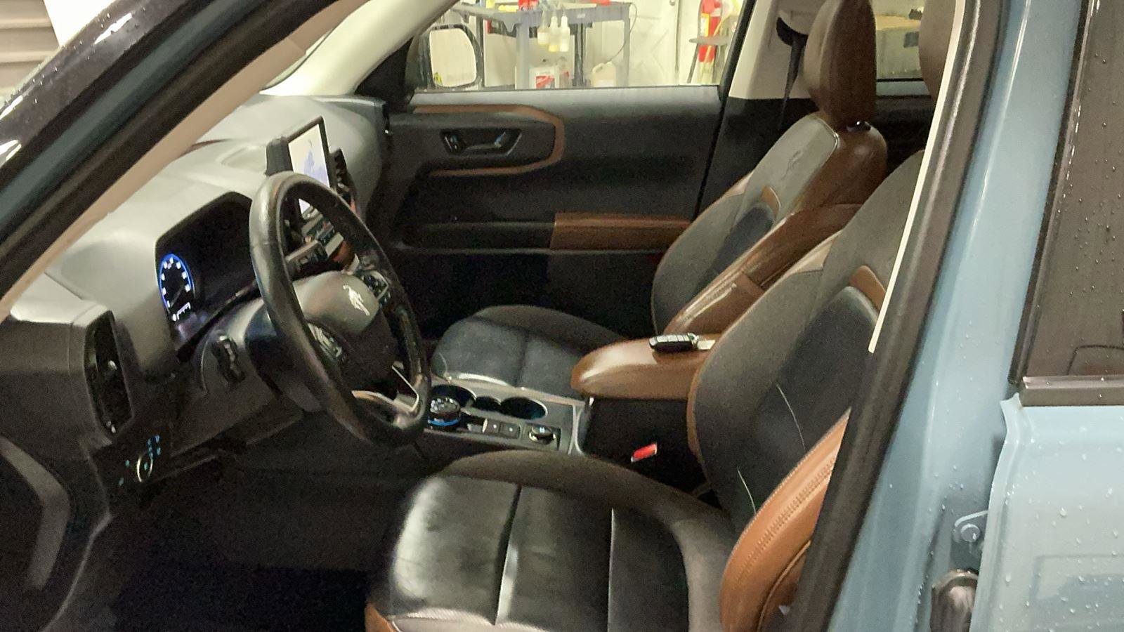 Certified 2021 Ford Bronco Sport Outer Banks w/ Outer Banks Package image 11