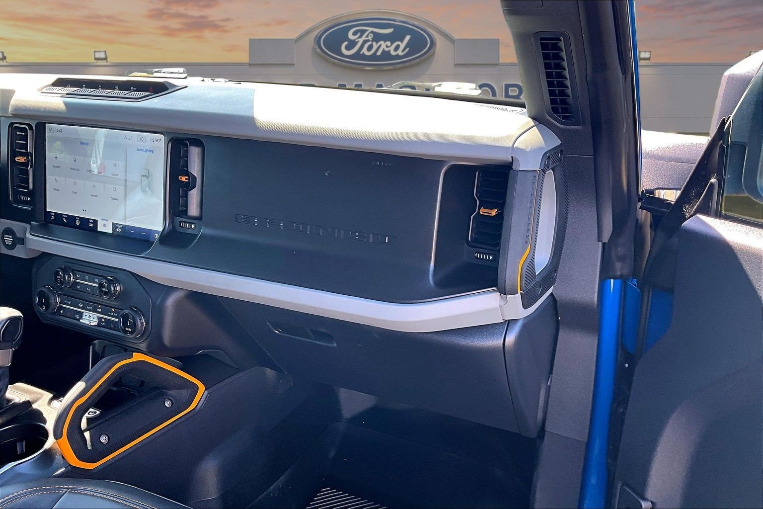 Certified 2022 Ford Bronco Badlands AWD/4WD image 17