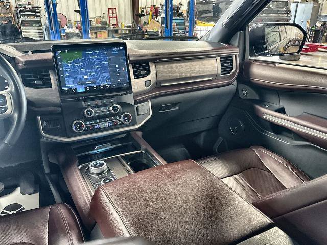Certified 2024 Ford Expedition Limited AWD/4WD image 28