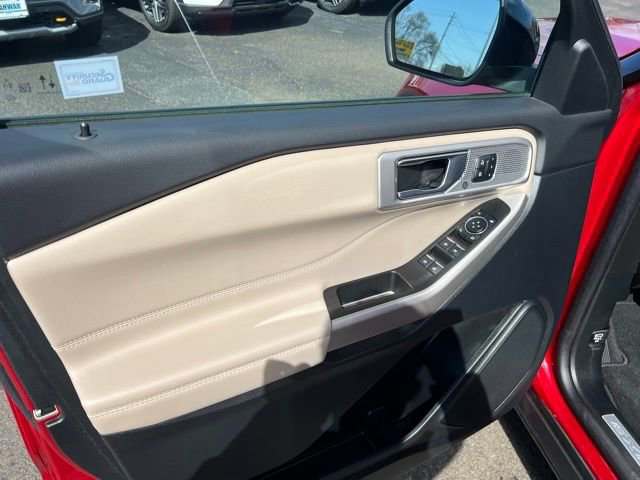 Certified 2023 Ford Explorer Limited w/ Equipment Group 301A image 12