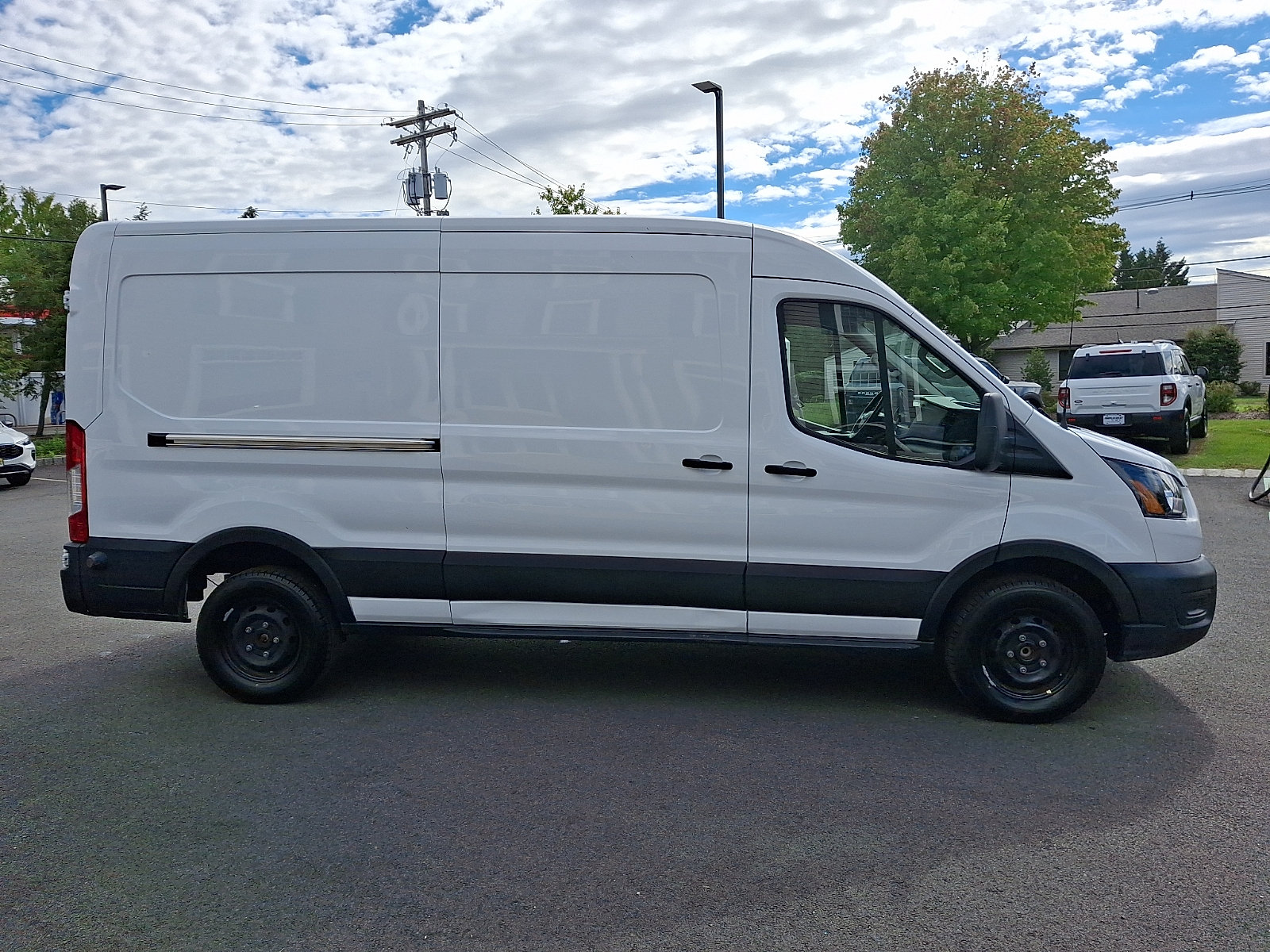 Certified 2023 Ford E-Transit Medium Roof RWD image 4
