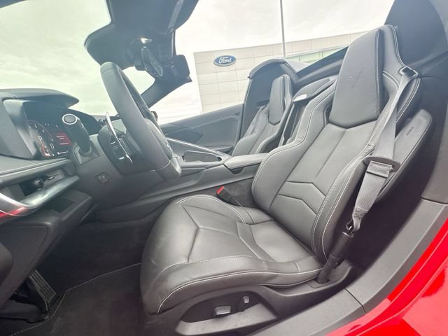 Used 2024 Chevrolet Corvette Stingray Convertible RWD image 11