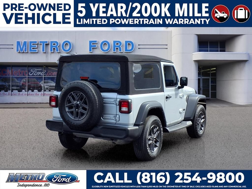 Used 2024 Jeep Wrangler Sport AWD/4WD image 3