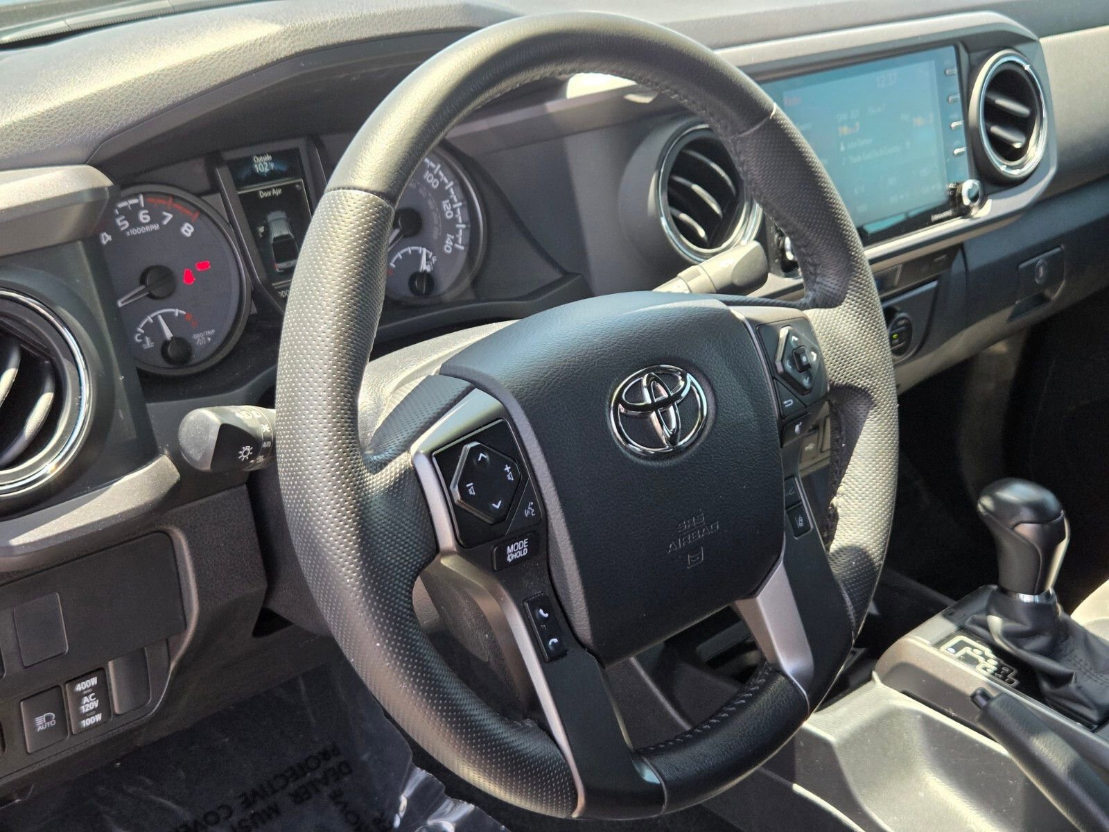 Used 2023 Toyota Tacoma TRD Off-Road AWD/4WD image 18