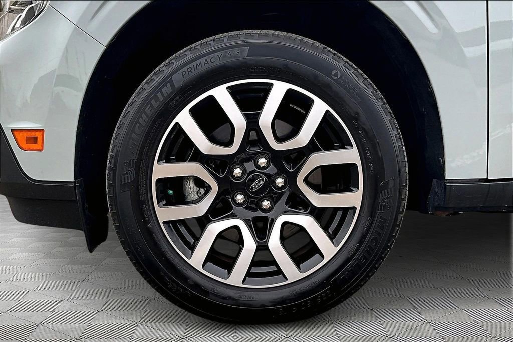 Certified 2023 Ford Maverick Lariat w/ Lariat Luxury Package AWD/4WD image 11