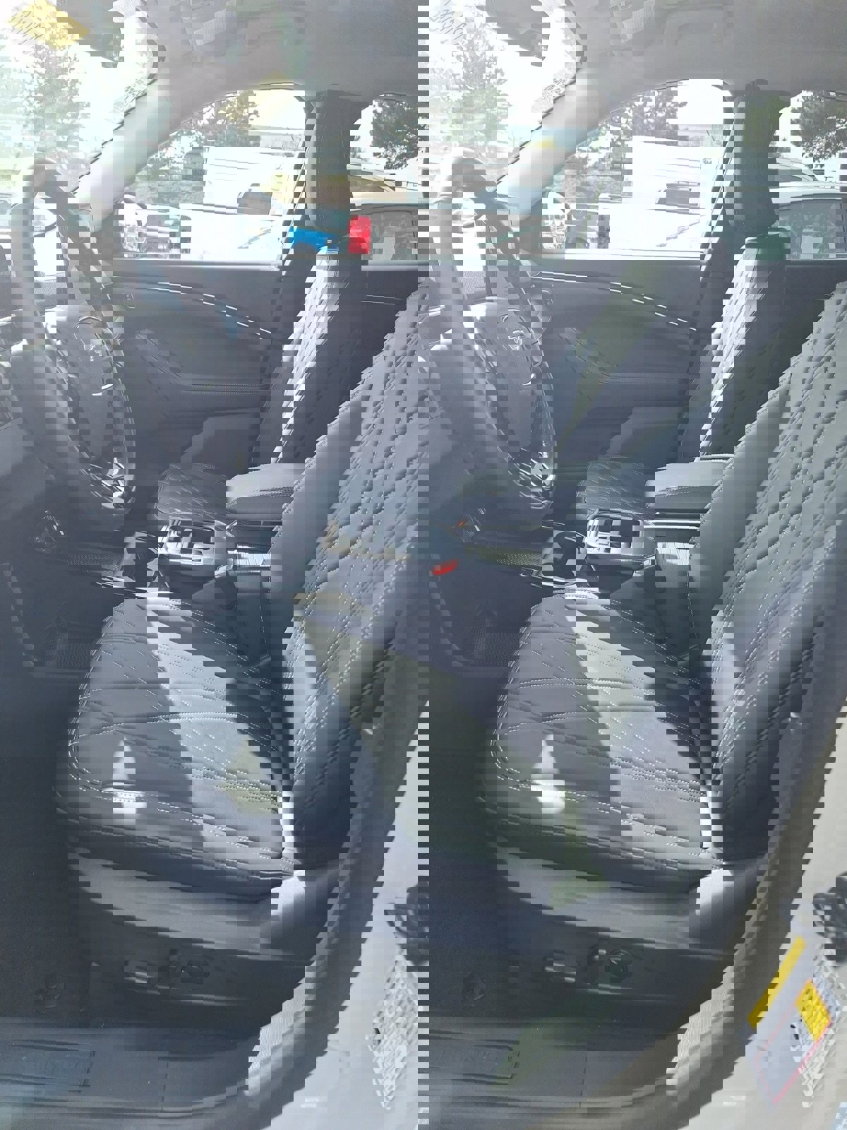 Certified 2025 Ford Mustang Mach-E Select image 8