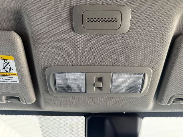 Used 2024 Nissan Frontier S RWD image 18