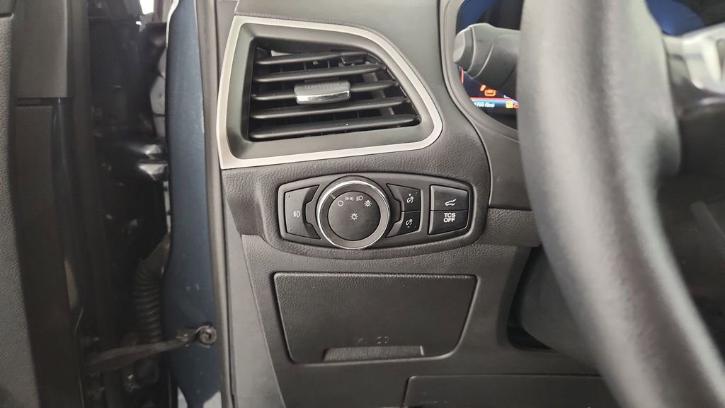 Certified 2024 Ford Edge SEL w/ Convenience Package image 23