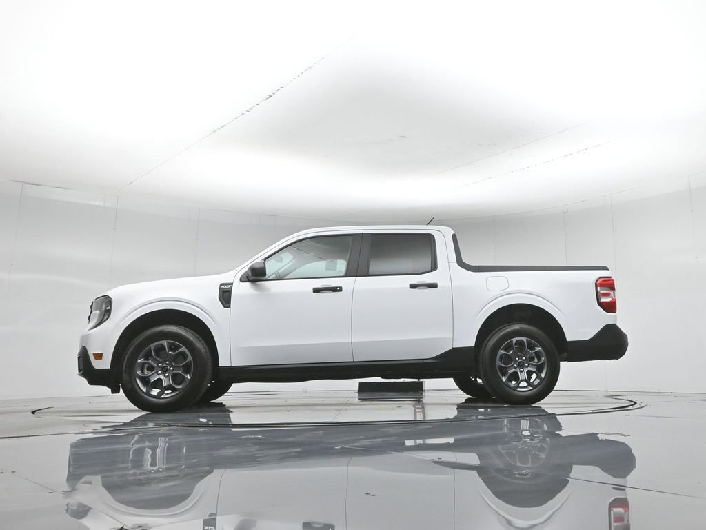 Certified 2025 Ford Maverick XLT w/ 4K Tow Package AWD/4WD image 8