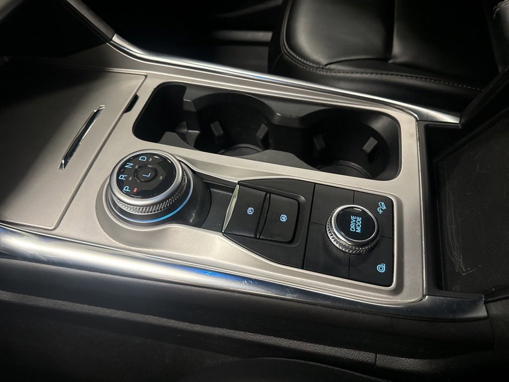 Certified 2022 Ford Explorer XLT w/ Equipment Group 202A image 33