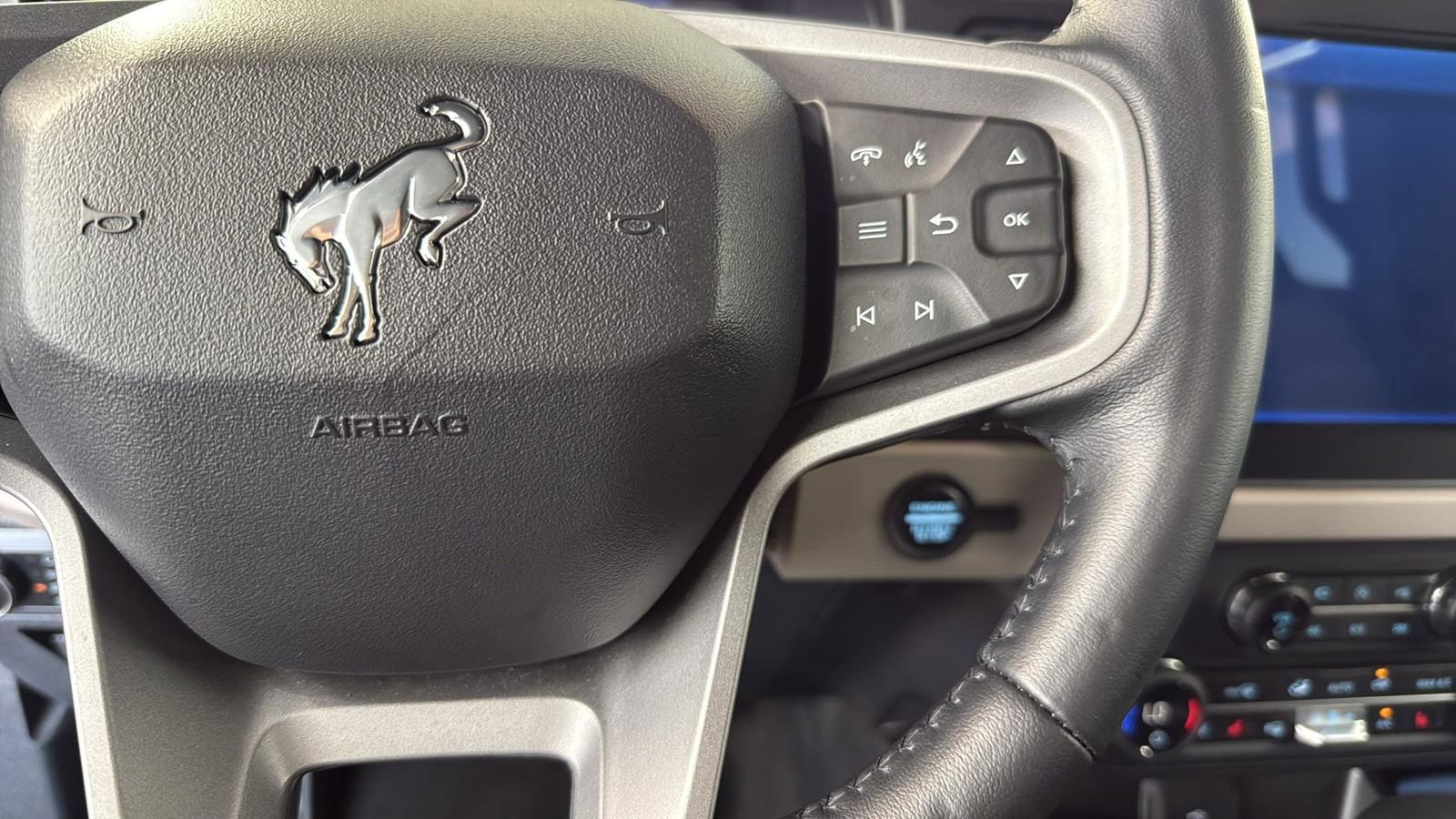 Certified 2023 Ford Bronco Wildtrak image 16