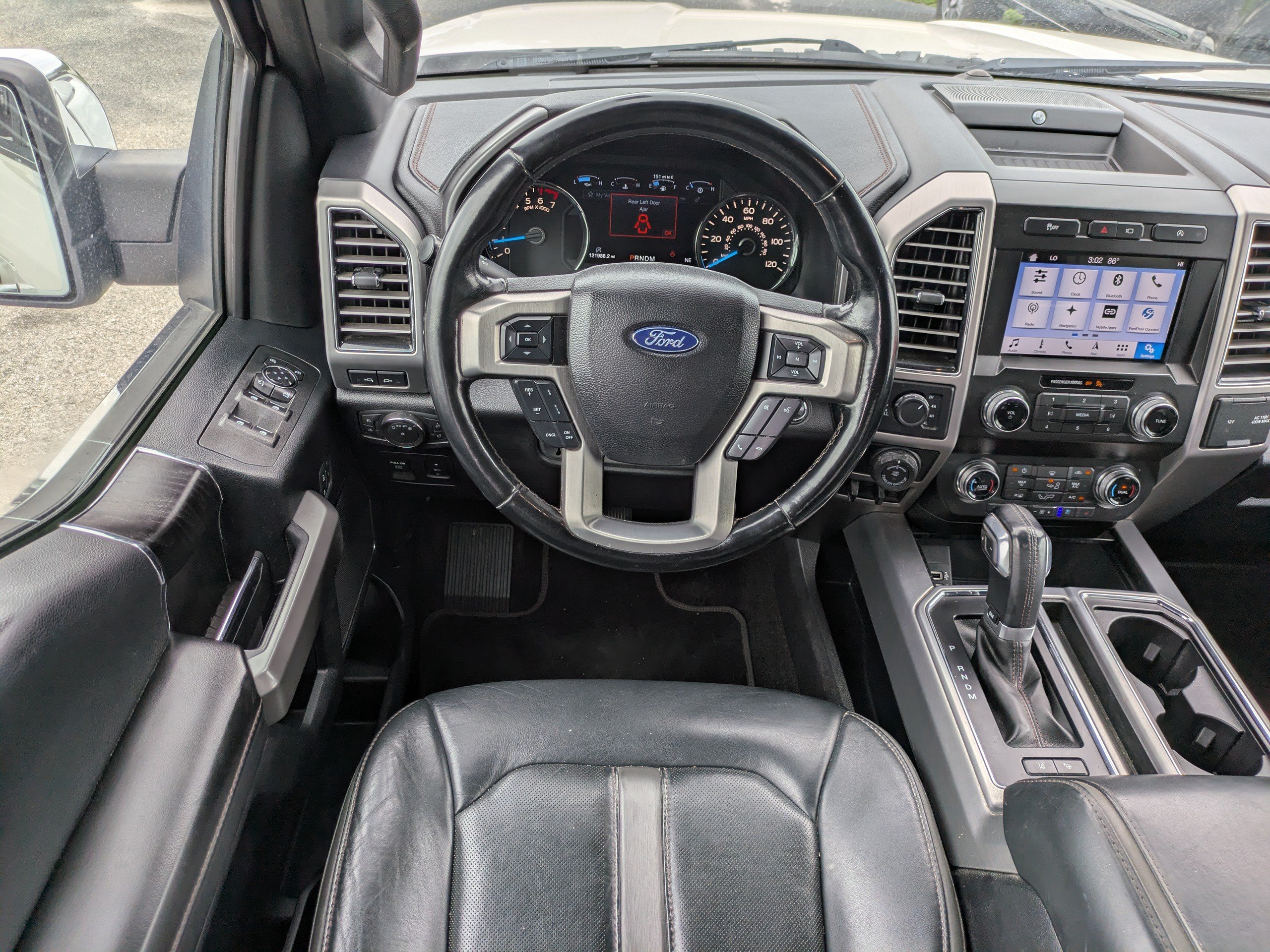 Certified 2019 Ford F150 Platinum w/ Equipment Group 701A Luxury AWD/4WD image 14