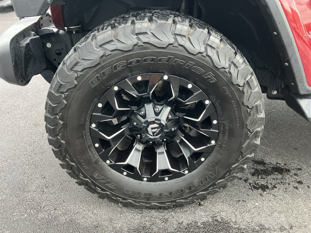 Used 2021 Jeep Wrangler Unlimited Sahara AWD/4WD image 11