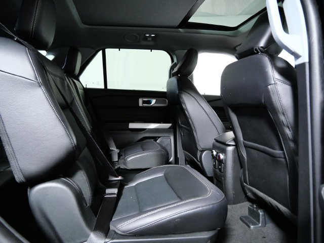 Certified 2024 Ford Explorer Limited w/ Equipment Group 301A AWD/4WD image 14