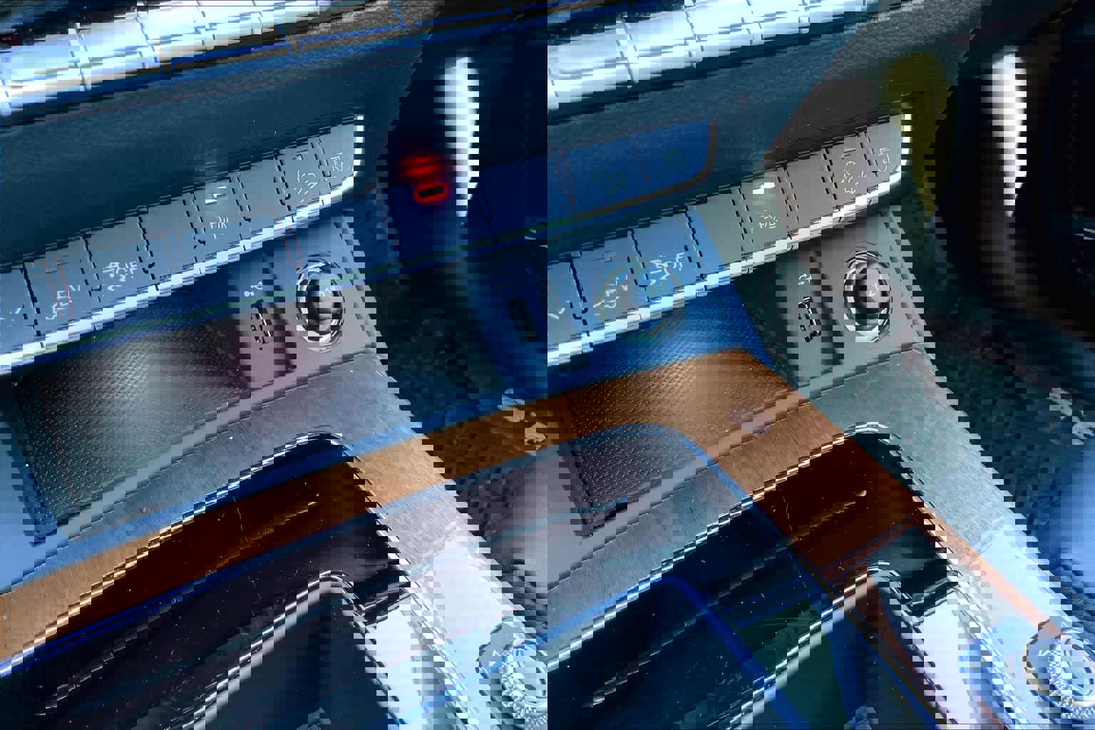 Used 2024 Audi Q5 e Premium Plus image 34