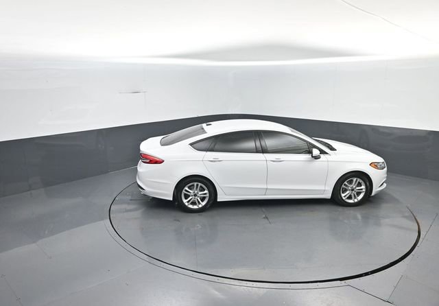 Certified 2018 Ford Fusion SE FWD image 30