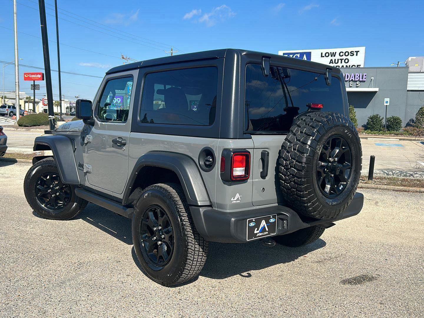 Used 2021 Jeep Wrangler Sport image 8