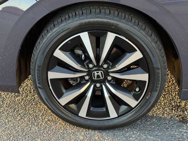 Used 2024 Honda Civic EX-L image 10