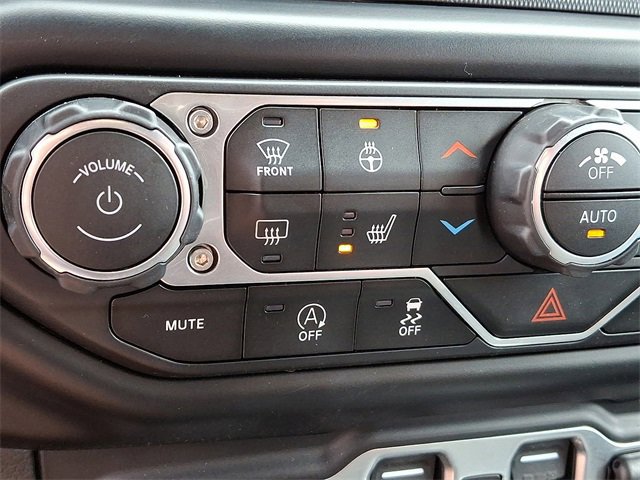 Used 2020 Jeep Wrangler Unlimited Sport image 25