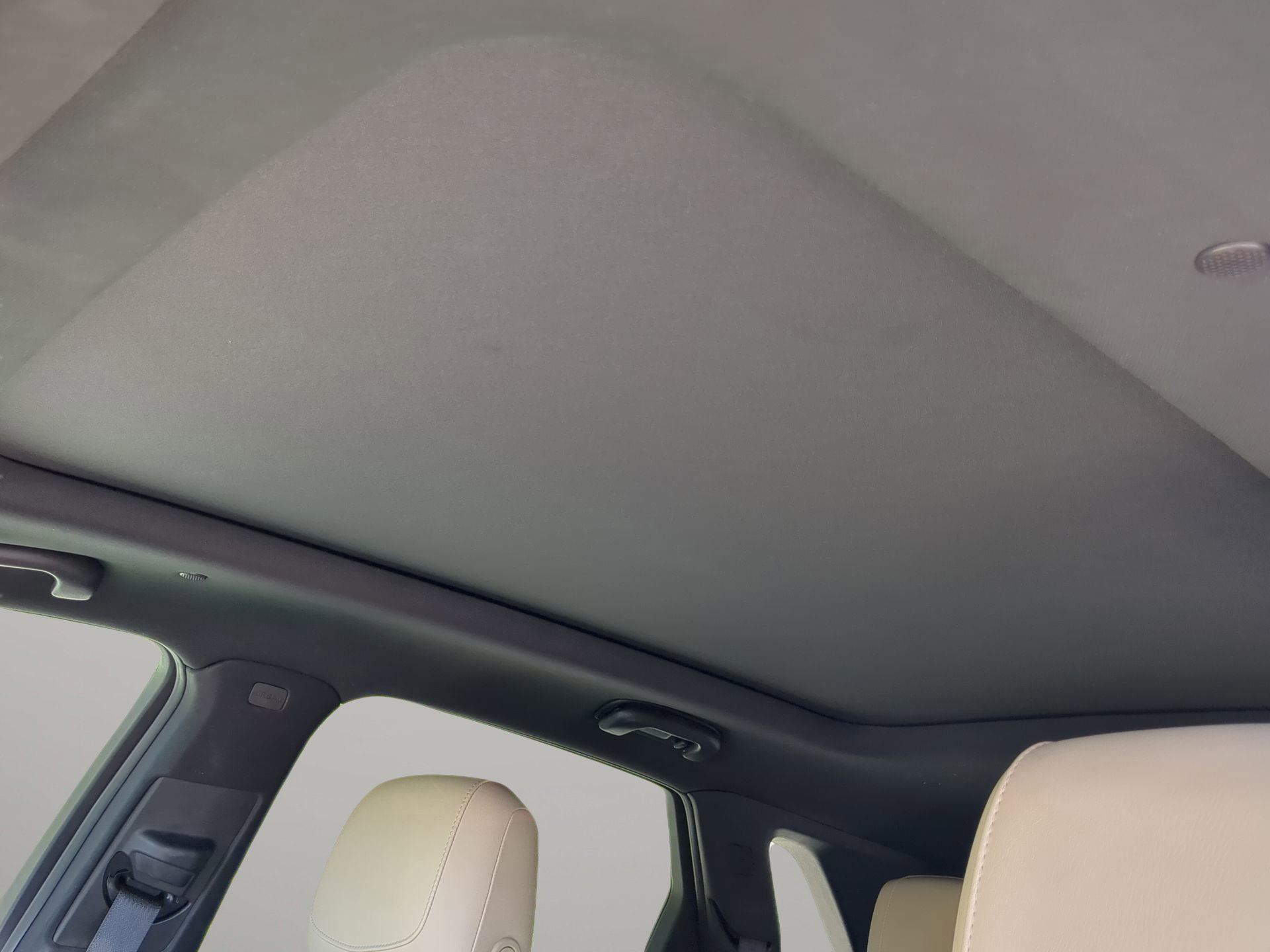 Used 2017 Cadillac XT5 Luxury w/ Driver Awareness Package image 43