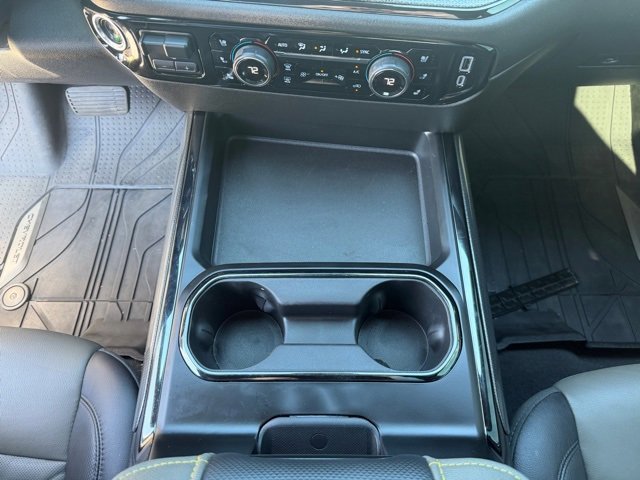 Used 2025 Chevrolet Silverado 2500 ZR2 w/ Technology Package image 19