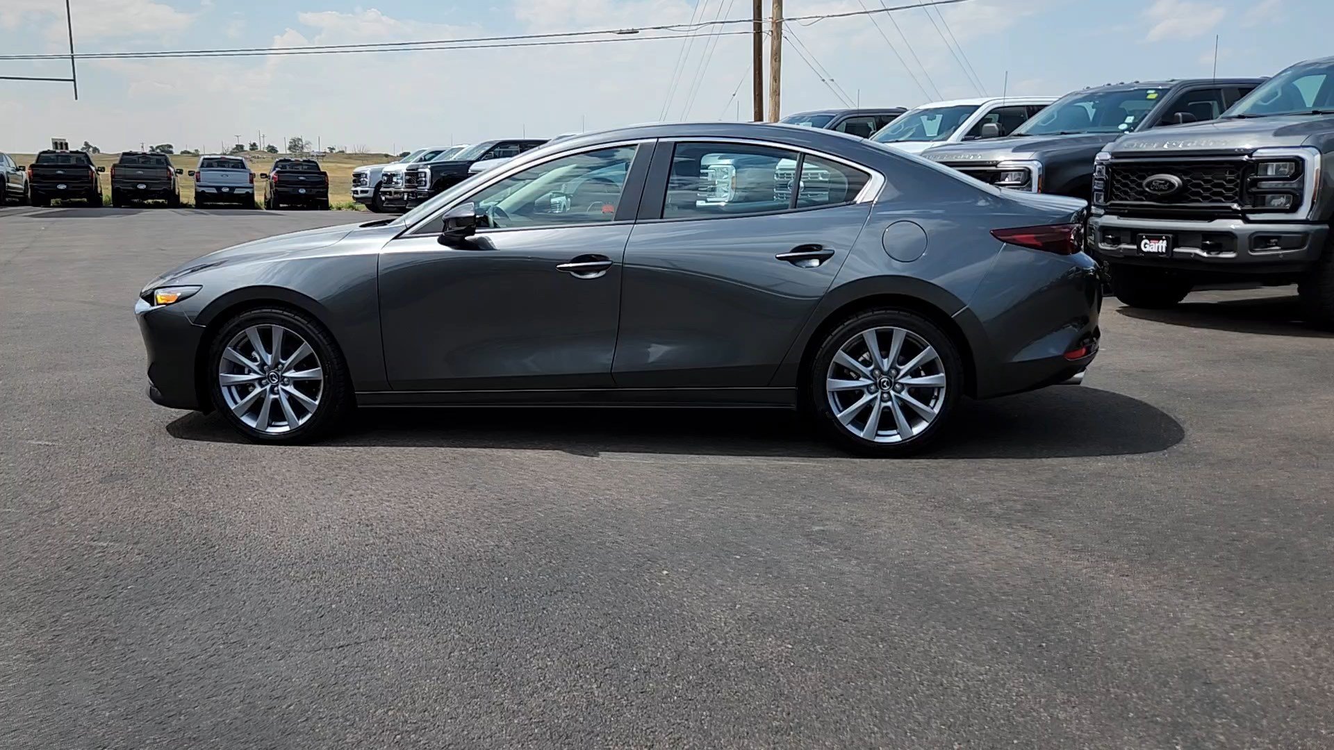 Used 2023 MAZDA MAZDA3 s FWD image 2