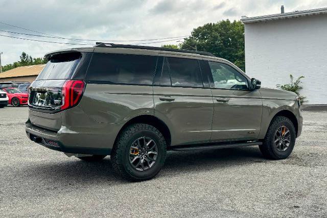 Certified 2025 Ford Expedition Tremor AWD/4WD image 3