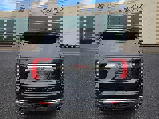 Used 2021 GMC Yukon Denali w/ Denali Premium Package image 4