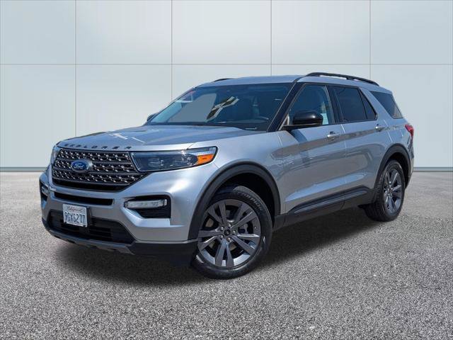 Certified 2023 Ford Explorer XLT w/ Equipment Group 202A RWD image 1