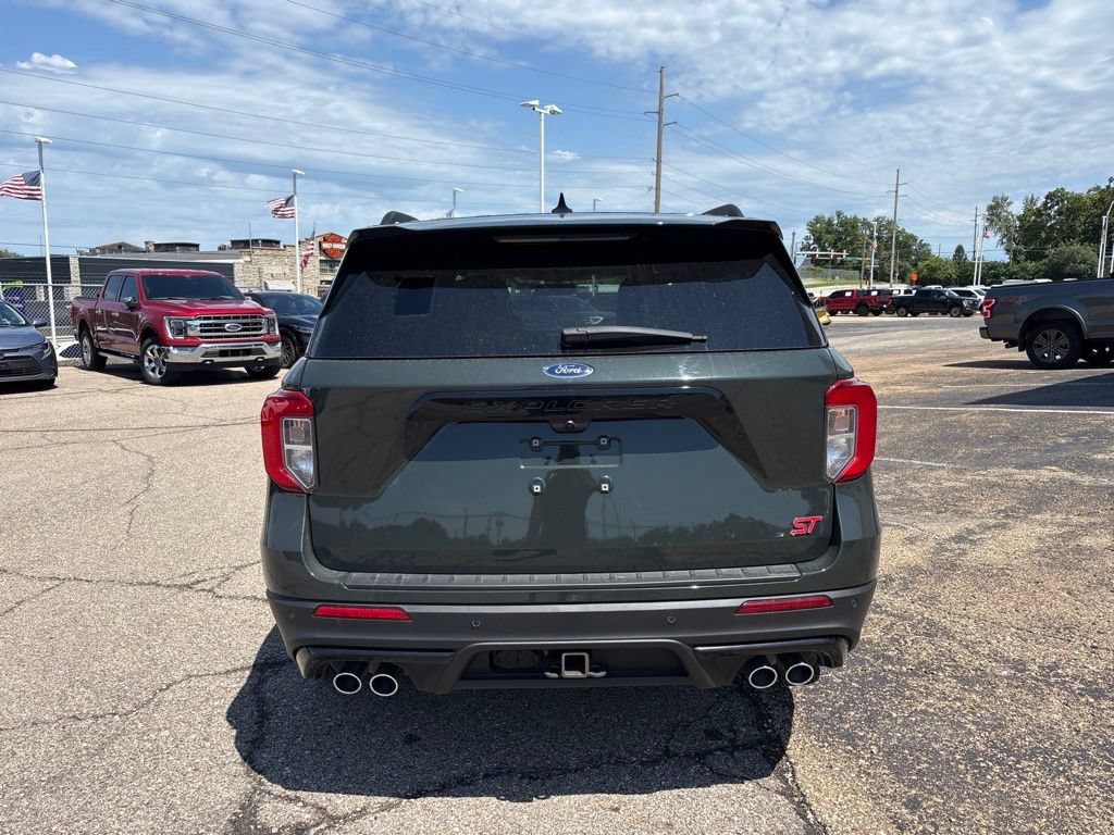 Certified 2024 Ford Explorer ST w/ Equipment Group 401A AWD/4WD image 6