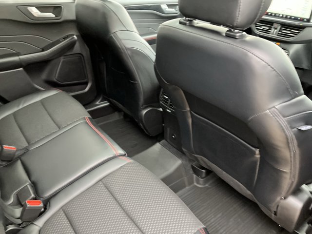 Certified 2023 Ford Escape ST-Line w/ Tech Pack #1 image 33